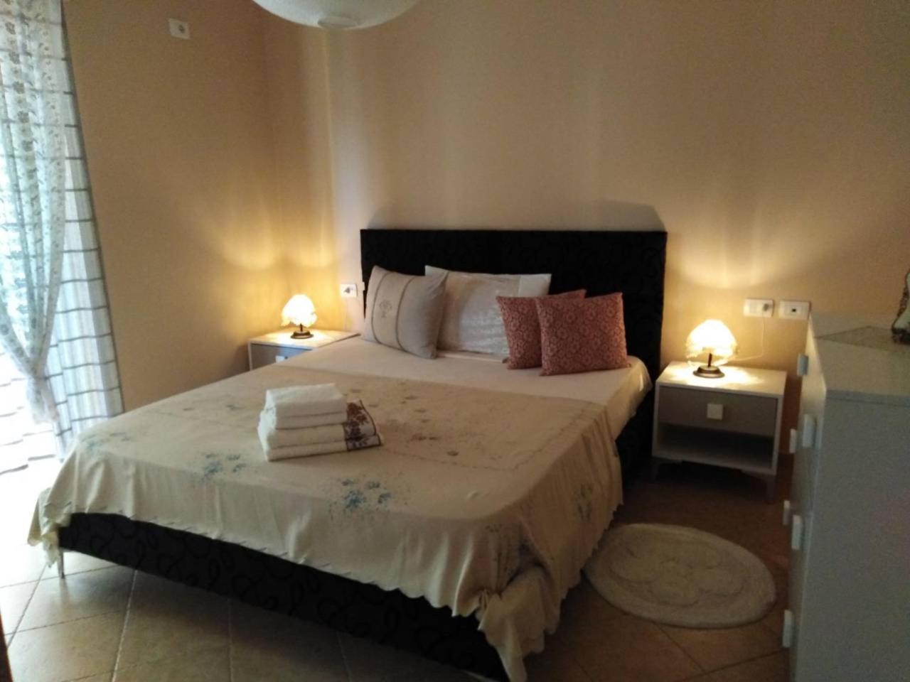 Jelena'S Luxury Apartments Sarande Ngoại thất bức ảnh