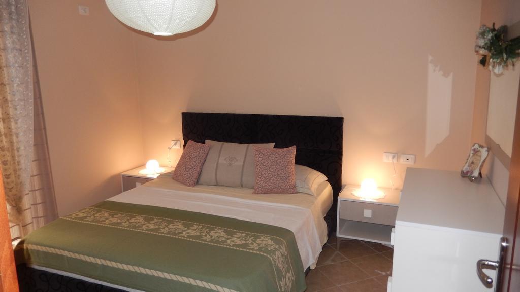 Jelena'S Luxury Apartments Sarande Ngoại thất bức ảnh