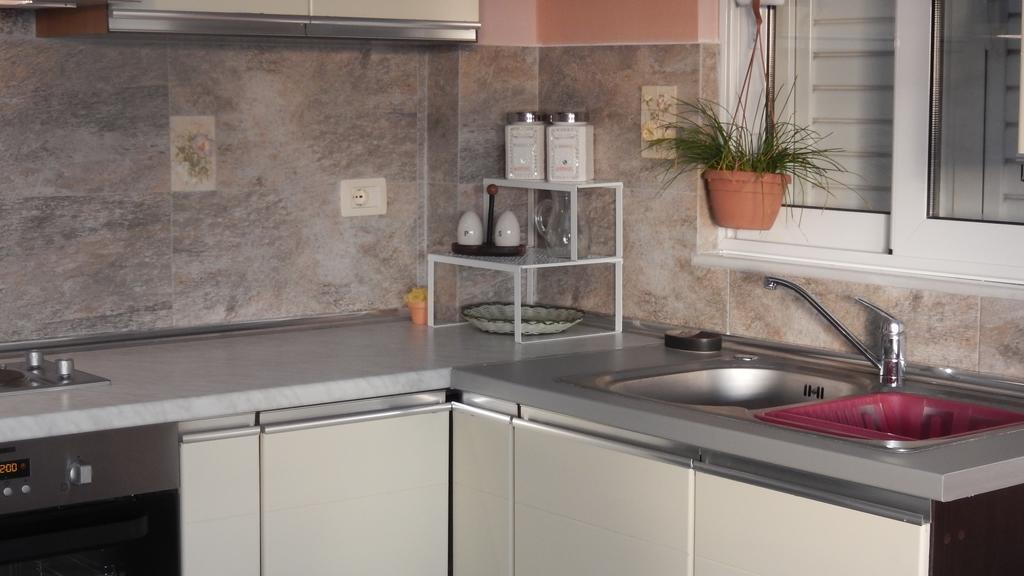 Jelena'S Luxury Apartments Sarande Ngoại thất bức ảnh